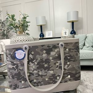 Snow Grey Camo Bogg Bag XL